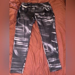 black & white leggings